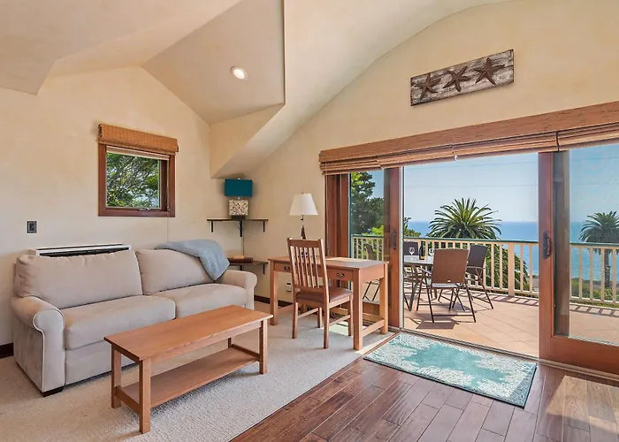Blue Ocean View Retreat - Minutes To Beach